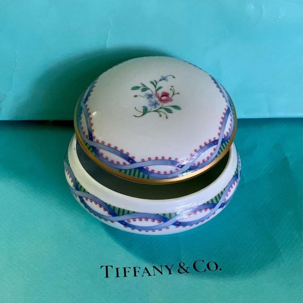 Tiffany & Co Limoges Gold Rimmed Rose Trinket Box
